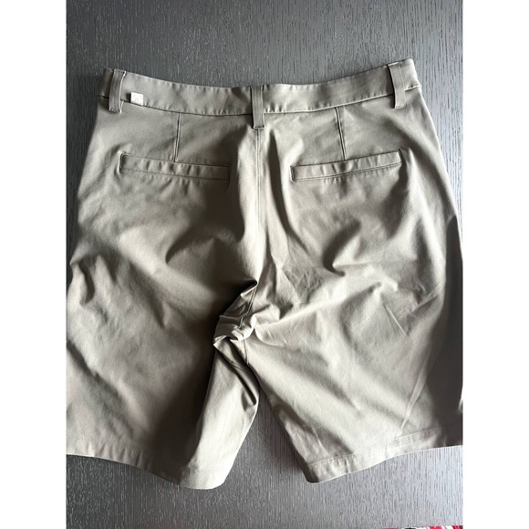 Lululemon Commission Shorts - Khaki 32 - Brand New, 11" Relaxed Fit - Picture 8 of 10